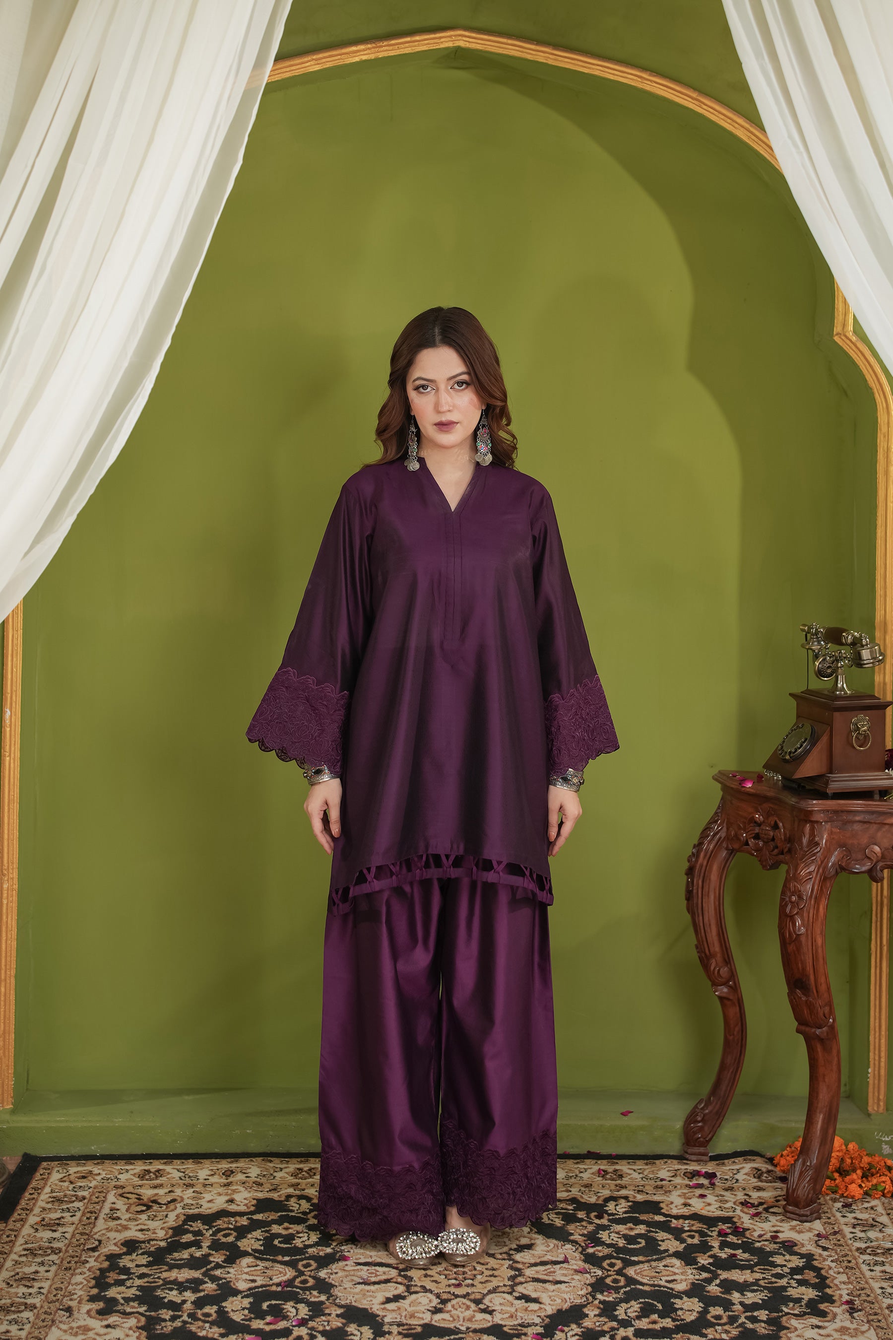 Plum Poise – Cotton Silk Set