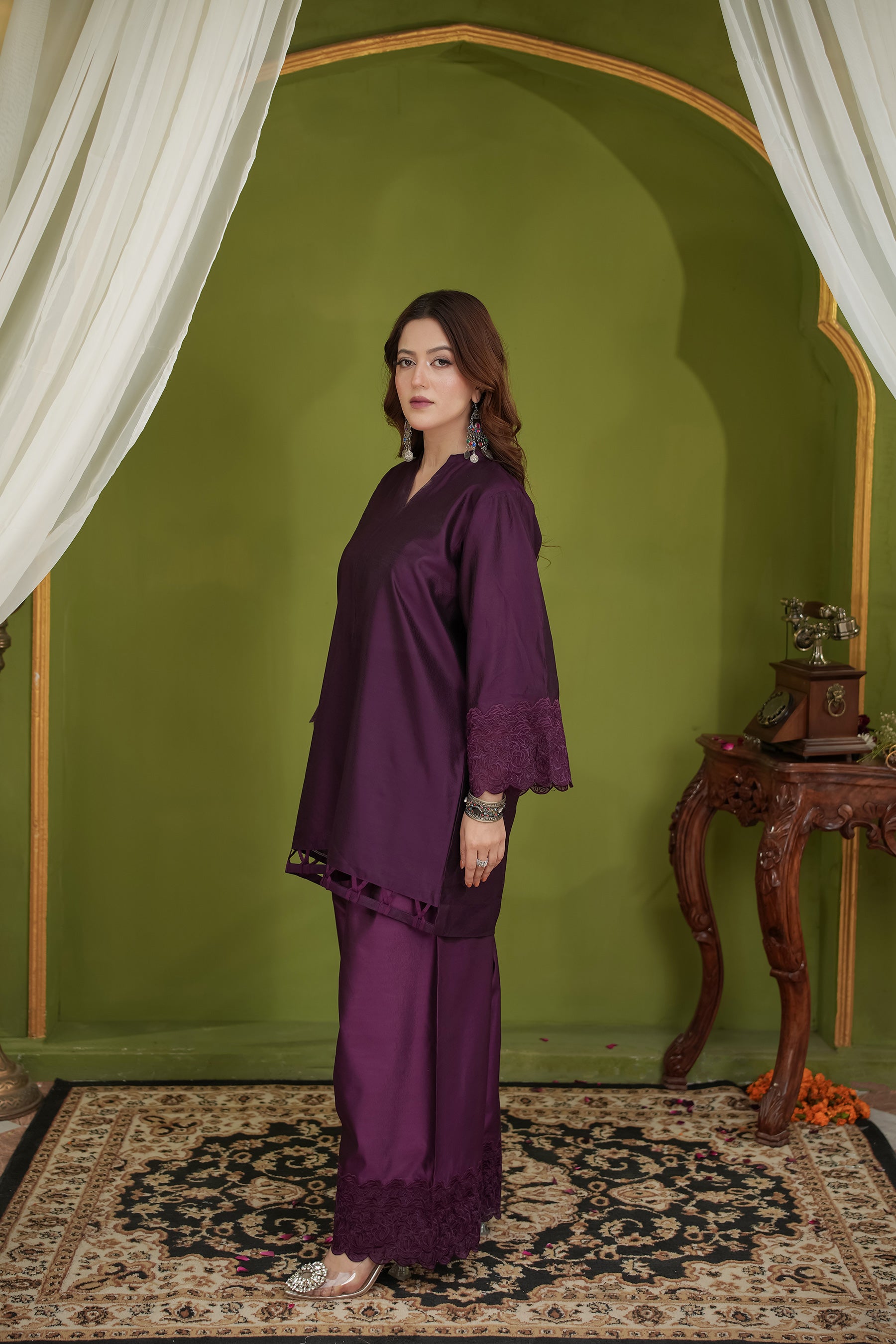 Plum Poise – Cotton Silk Set