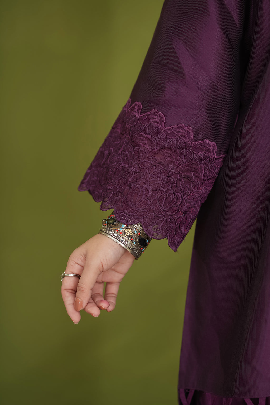 Plum Poise – Cotton Silk Set